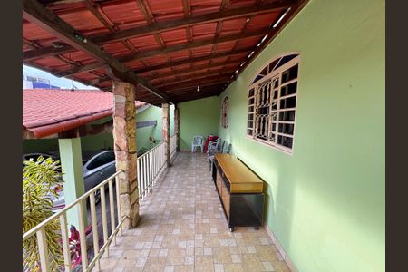 Casa à venda com 280m², 3 quartos e 6 vagas Casa à venda com 280m², 3 quartos e 6 vagasVaranda da Sala