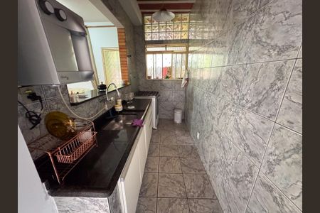 Casa à venda com 280m², 3 quartos e 6 vagas Casa à venda com 280m², 3 quartos e 6 vagasCozinha