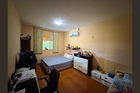 Casa à venda com 280m², 3 quartos e 6 vagas Casa à venda com 280m², 3 quartos e 6 vagasQuarto 2