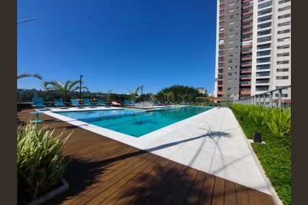 Studio à venda com 25m², 1 quarto e sem vagaÁrea comum - Piscina