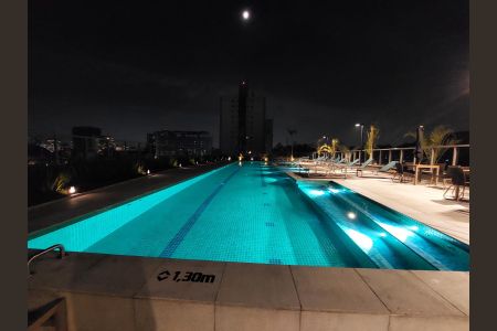 Studio à venda com 25m², 1 quarto e sem vagaÁrea comum - Piscina