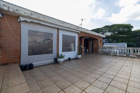 Casa à venda com 261m², 3 quartos e 2 vagasVaranda 