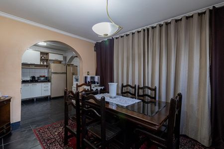 Casa à venda com 261m², 3 quartos e 2 vagasSala de Jantar 