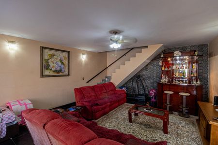 Casa à venda com 261m², 3 quartos e 2 vagasSala