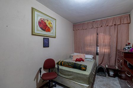 Casa à venda com 261m², 3 quartos e 2 vagasQuarto 2