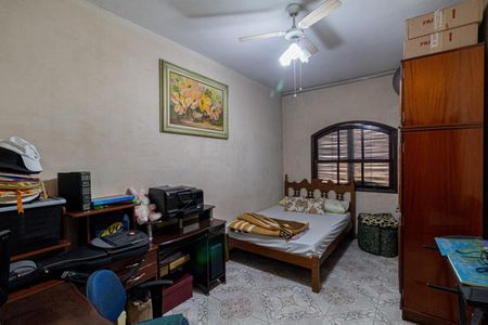 Casa à venda com 261m², 3 quartos e 2 vagasQuarto 1