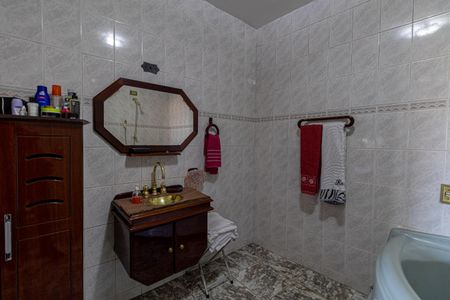 Casa à venda com 261m², 3 quartos e 2 vagasBanheiro Suíte