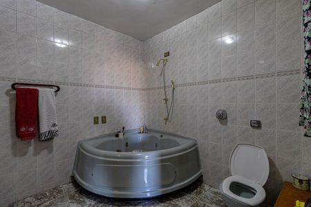 Casa à venda com 261m², 3 quartos e 2 vagasBanheiro Suíte