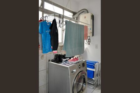 Apartamento à venda com 77m², 2 quartos e 1 vagaÁrea de Serviço