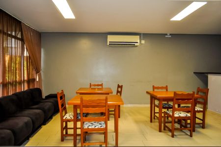 Apartamento à venda com 77m², 2 quartos e 1 vagaÁrea comum