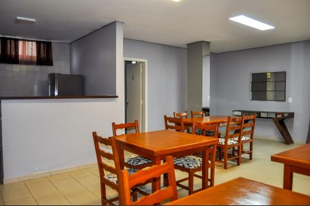 Apartamento à venda com 77m², 2 quartos e 1 vagaÁrea comum