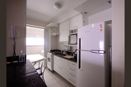 Apartamento para alugar com 81m², 2 quartos e 2 vagasCozinha/Área de Serviço 