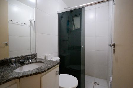 Apartamento para alugar com 81m², 2 quartos e 2 vagasBanheiro social 
