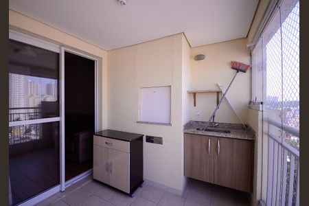 Apartamento para alugar com 81m², 2 quartos e 2 vagasSala - Varanda 