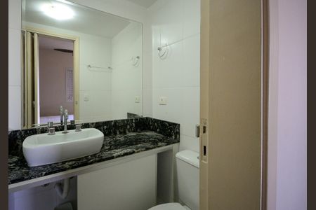 Apartamento para alugar com 81m², 2 quartos e 2 vagasBanheiro da suite 