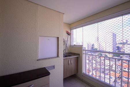 Apartamento para alugar com 81m², 2 quartos e 2 vagasSala - Varanda 