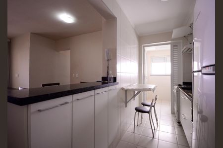 Apartamento para alugar com 81m², 2 quartos e 2 vagasCozinha/Área de Serviço 