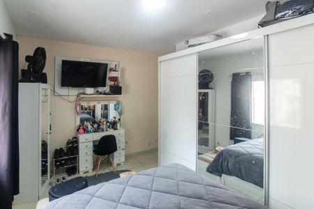 Casa à venda com 152m², 3 quartos e 2 vagasSuíte