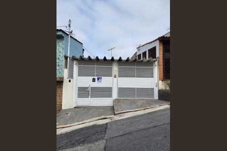 Casa à venda com 152m², 3 quartos e 2 vagasFachada