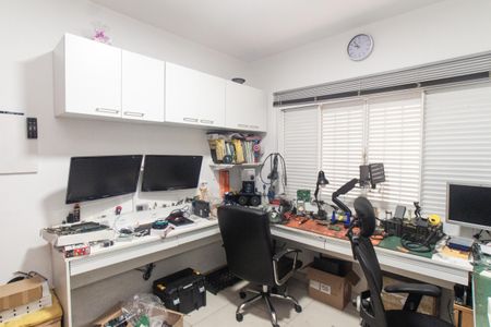 Casa à venda com 152m², 3 quartos e 2 vagasQuarto 2