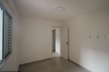 Quarto 1 de apartamento para alugar com 2 quartos, 41m² em Vila Zelina, São Paulo