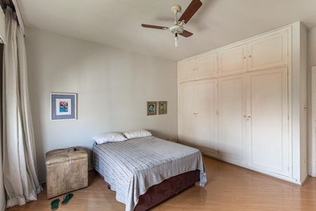 Apartamento à venda com 127m², 3 quartos e 2 vagasQuarto 1