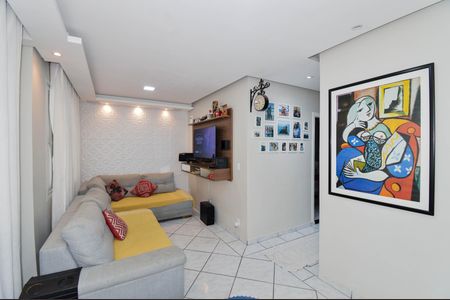 Casa à venda com 286m², 4 quartos e 2 vagasSala