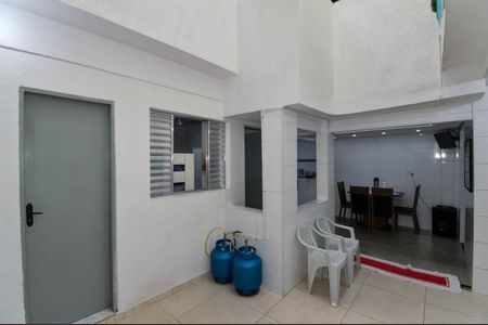 Casa à venda com 286m², 4 quartos e 2 vagasQuintal
