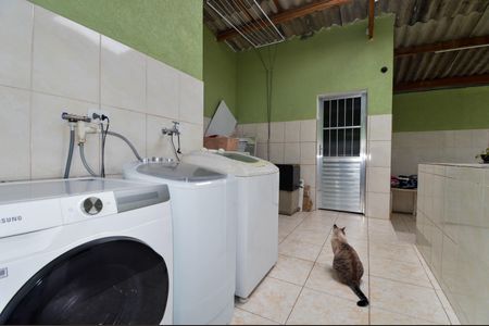 Casa à venda com 286m², 4 quartos e 2 vagasÁrea de Serviço