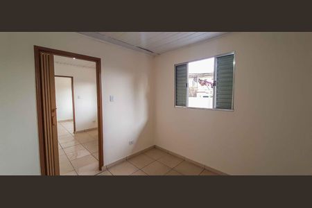Casa para alugar com 90m², 2 quartos e 2 vagasSuíte
