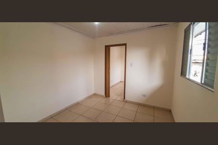 Casa para alugar com 90m², 2 quartos e 2 vagasSuíte