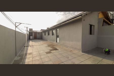 Casa para alugar com 90m², 2 quartos e 2 vagasQuintal e Garagem
