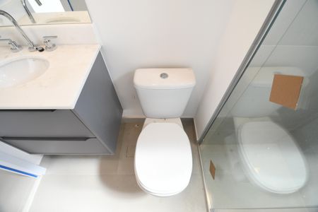 Apartamento à venda com 58m², 2 quartos e 2 vagasBanheiro Social