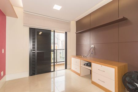 Apartamento à venda com 395m², 4 quartos e 4 vagasQuarto