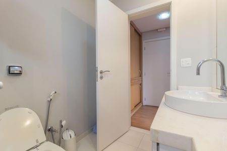 Apartamento à venda com 395m², 4 quartos e 4 vagasBanheiro - Suíte 1