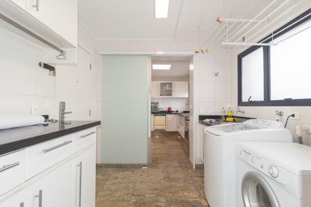 Apartamento à venda com 395m², 4 quartos e 4 vagasÁrea de Serviço