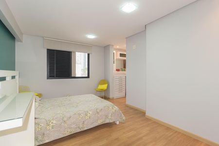 Apartamento à venda com 395m², 4 quartos e 4 vagasSuíte 3