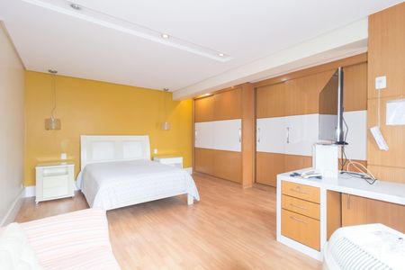 Apartamento à venda com 395m², 4 quartos e 4 vagasSuíte 2