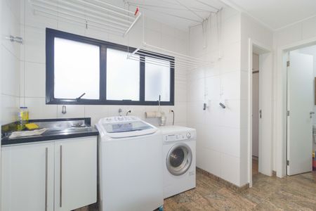 Apartamento à venda com 395m², 4 quartos e 4 vagasÁrea de Serviço