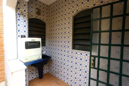 Casa à venda com 750m², 8 quartos e 12 vagas Casa à venda com 750m², 8 quartos e 12 vagasÁrea de Serviço