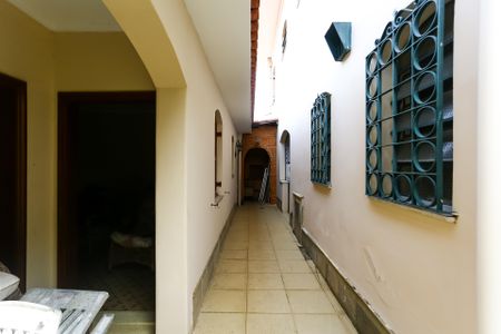 Casa à venda com 750m², 8 quartos e 12 vagas Casa à venda com 750m², 8 quartos e 12 vagasÁrea de Serviço