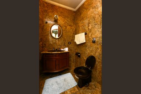 Casa à venda com 750m², 8 quartos e 12 vagas Casa à venda com 750m², 8 quartos e 12 vagasLavabo