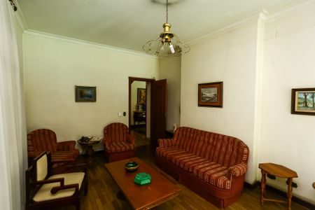 Casa à venda com 750m², 8 quartos e 12 vagas Casa à venda com 750m², 8 quartos e 12 vagasSala 3