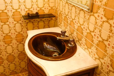 Casa à venda com 750m², 8 quartos e 12 vagas Casa à venda com 750m², 8 quartos e 12 vagasBanheiro da Suíte 3