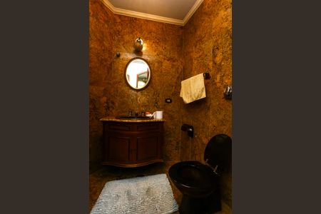 Casa à venda com 750m², 8 quartos e 12 vagas Casa à venda com 750m², 8 quartos e 12 vagasLavabo