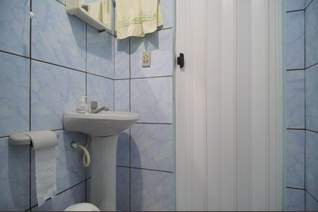 Casa à venda com 140m², 3 quartos e 1 vagaBanheiro 1