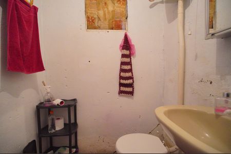 Casa à venda com 140m², 3 quartos e 1 vagaBanheiro 2