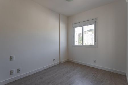 Apartamento à venda com 68m², 2 quartos e 1 vagaSuíte