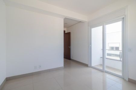 Casa à venda com 178m², 3 quartos e 2 vagasQuarto 2