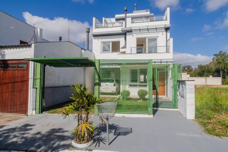 Casa à venda com 178m², 3 quartos e 2 vagasFachada